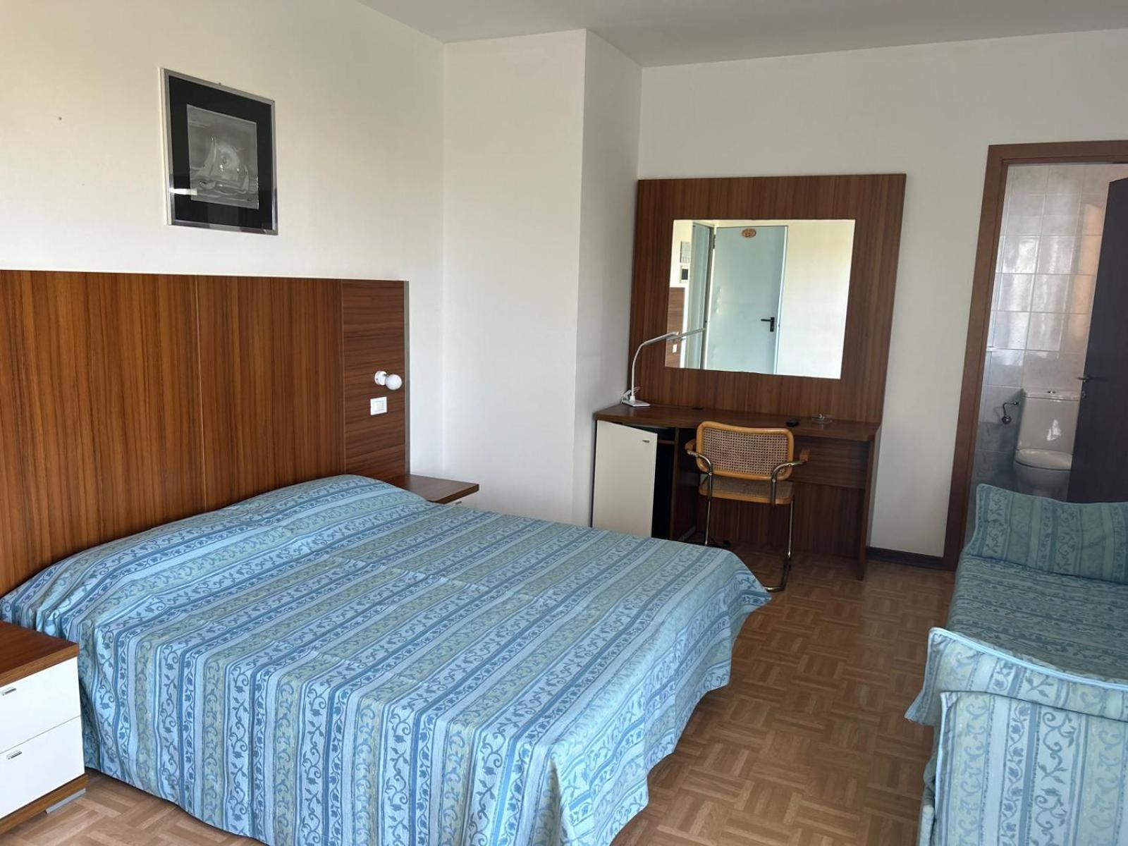 Hotel Aspe บิบิโอเน ภายนอก รูปภาพ